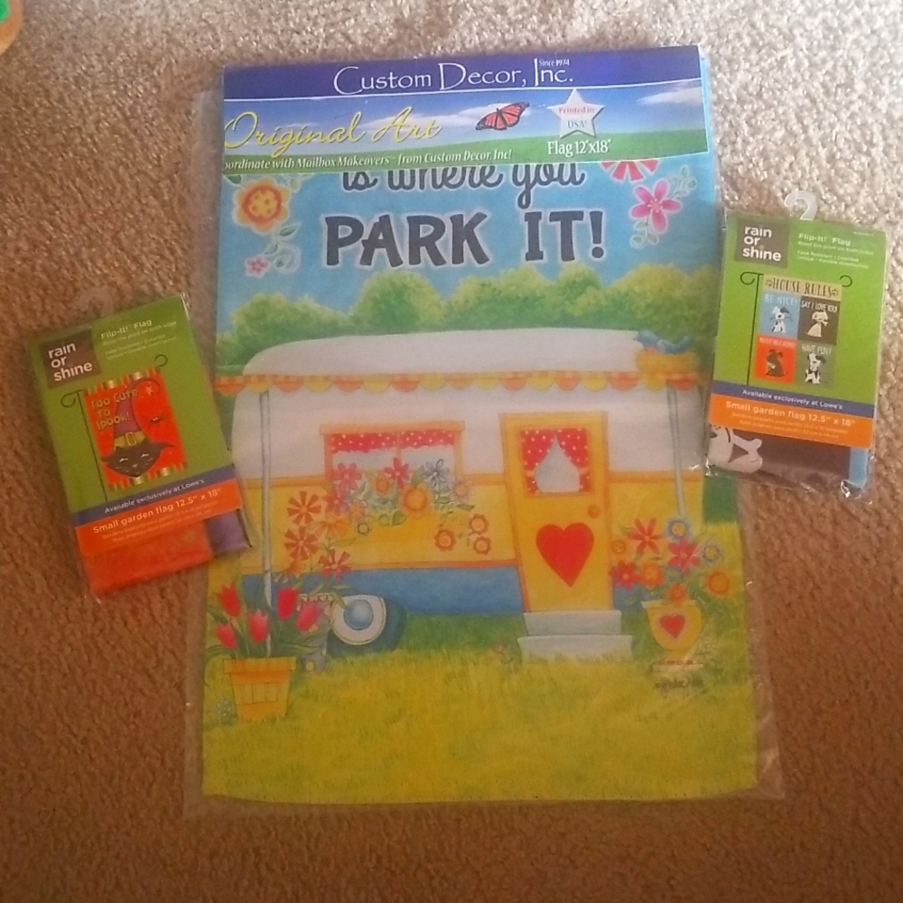 Set of 3 Garden Flags